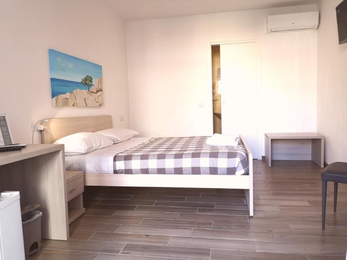 Academy Hotel Fiumicino Dış mekan fotoğraf
