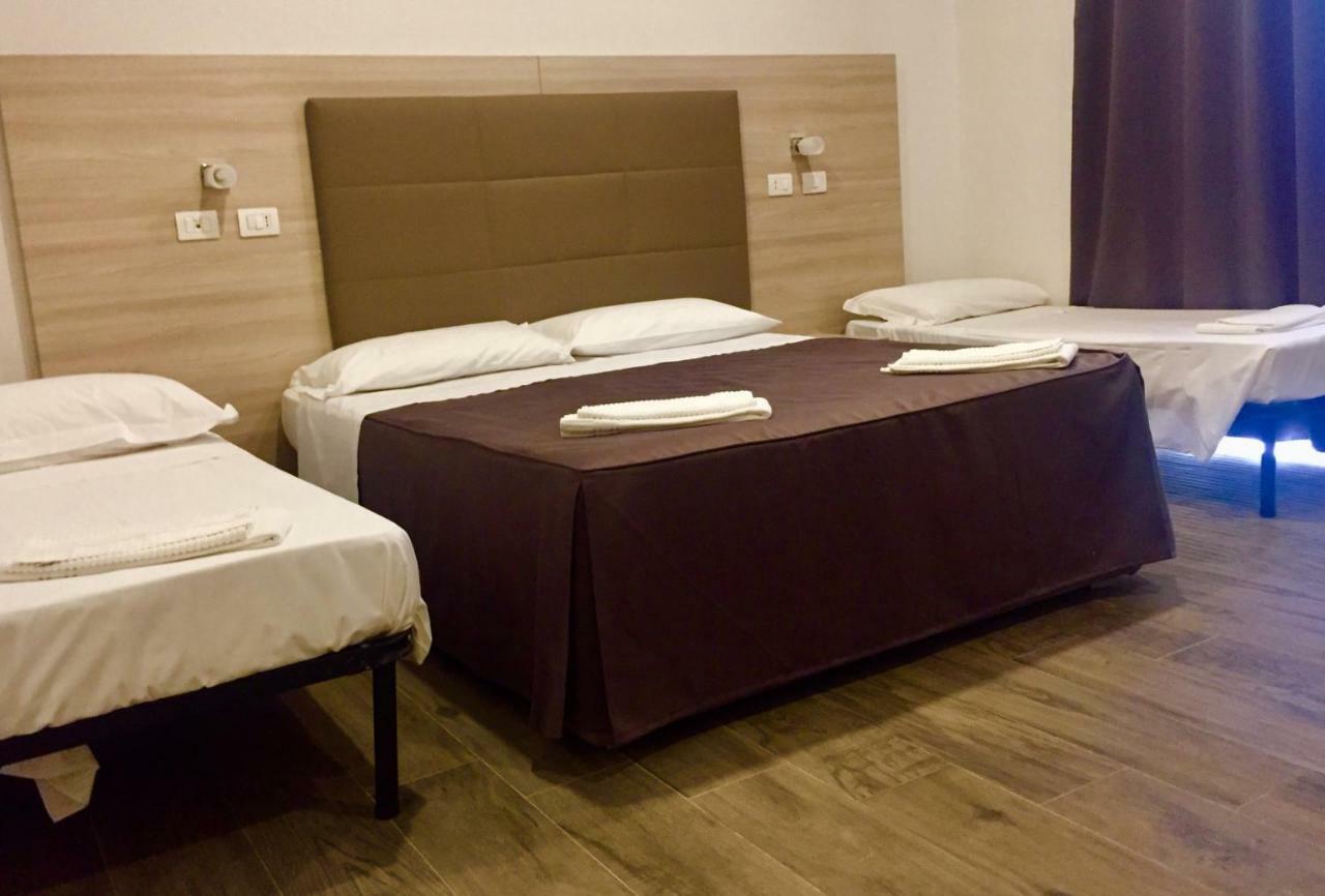 Academy Hotel Fiumicino Dış mekan fotoğraf